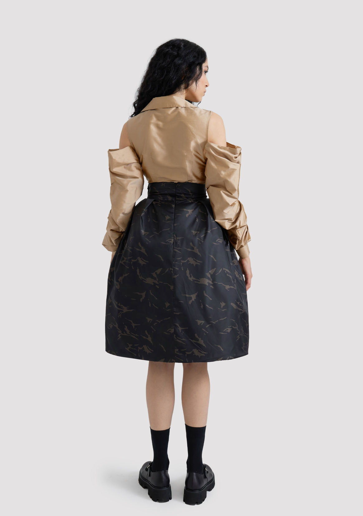 Puffy Skirt with Hard Tulle Inside and Flare Detail