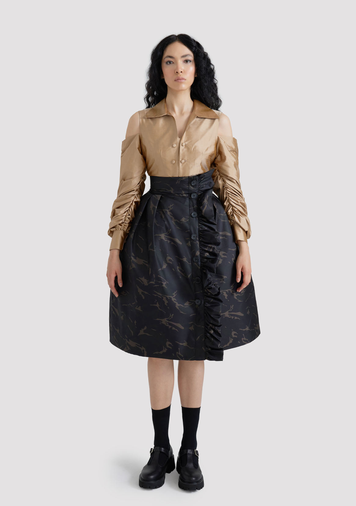 Puffy Skirt with Hard Tulle Inside and Flare Detail